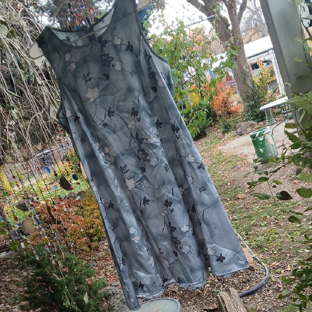 Floral Gray Sleeveless Dress